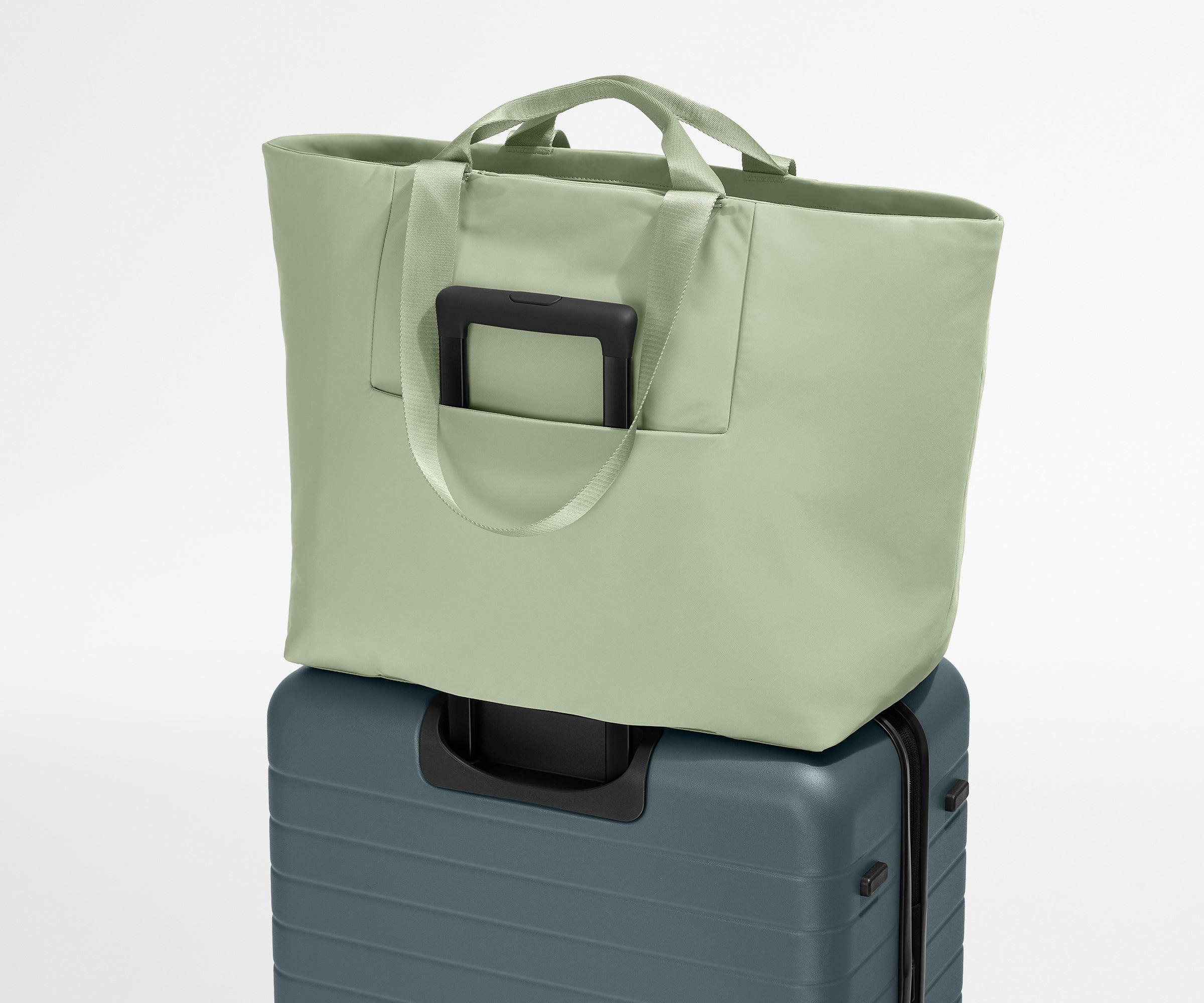 PDP_Featherlight_Tote_Sage_07.jpg