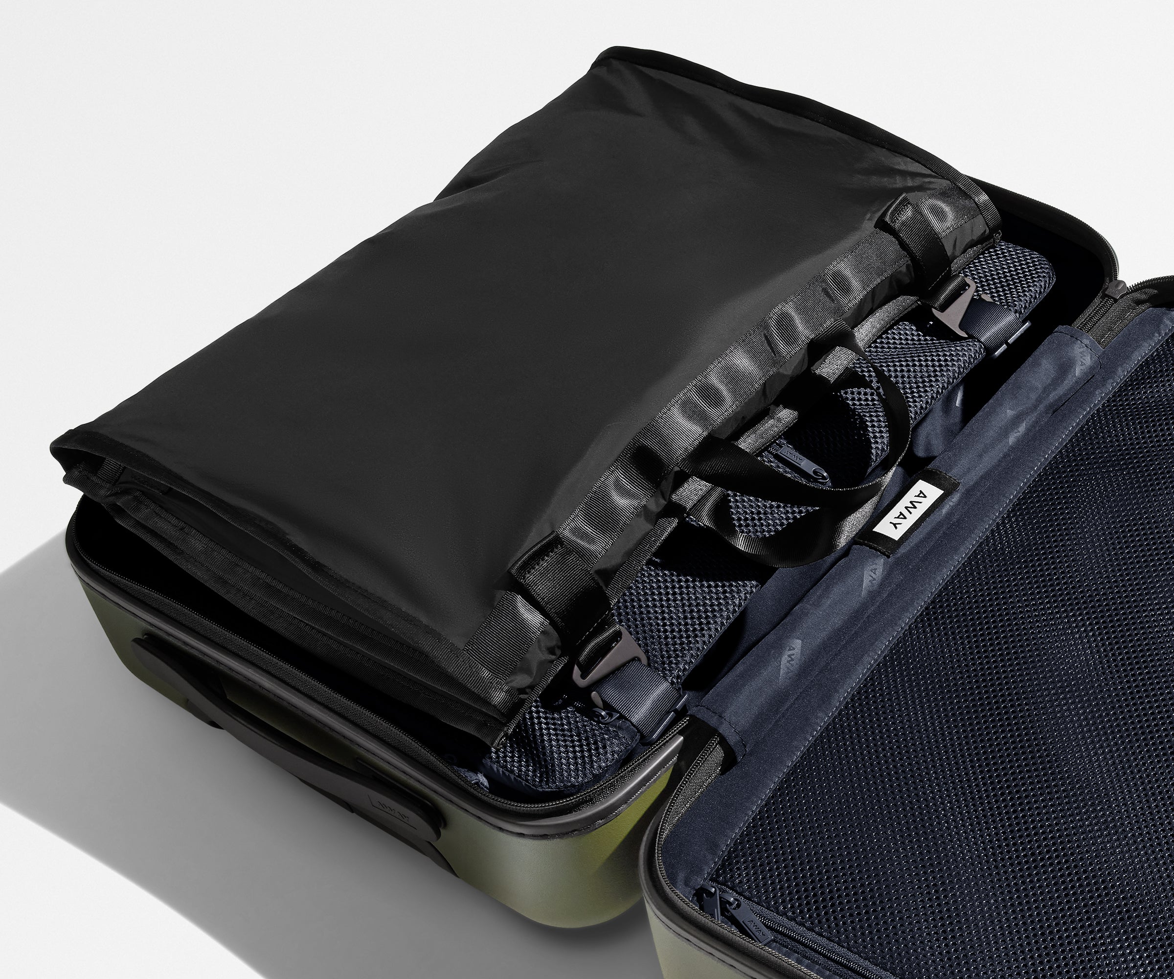 PDP_GarmentSleeve_BCO_Black_02.jpg